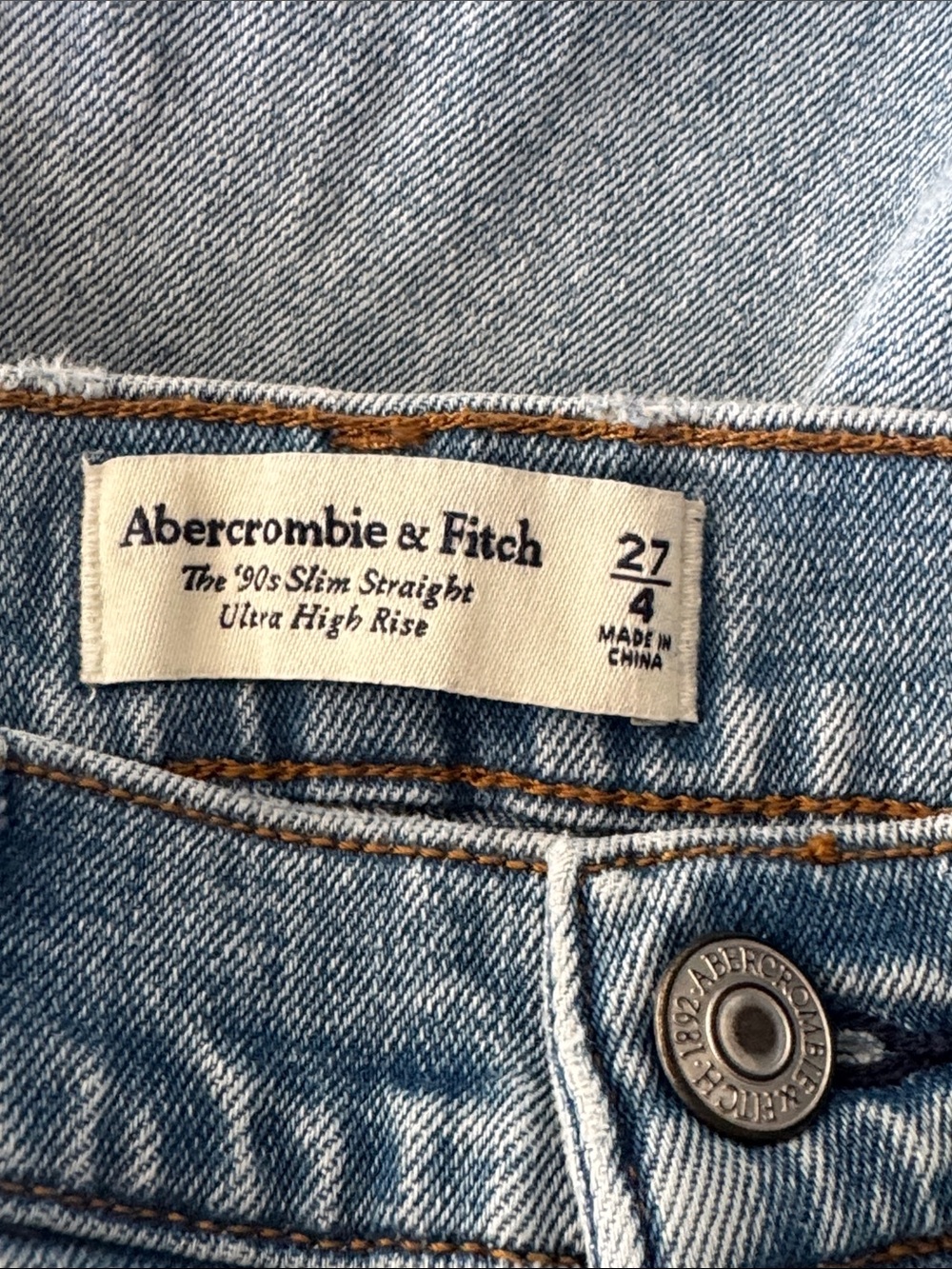 Abercrombie & Fitch Ultra High Rise 90s Straight Jean Medium Wash Sz 27 - Picture 12 of 12